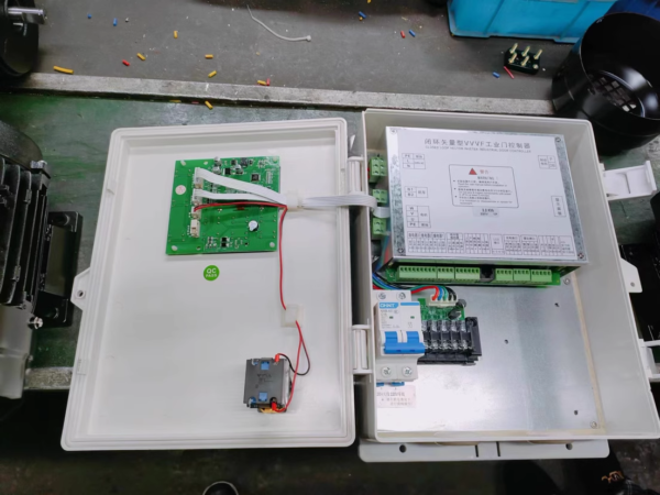 High Speed ​​DoorHigh Speed ​​Door Asynchronous motor English button control box